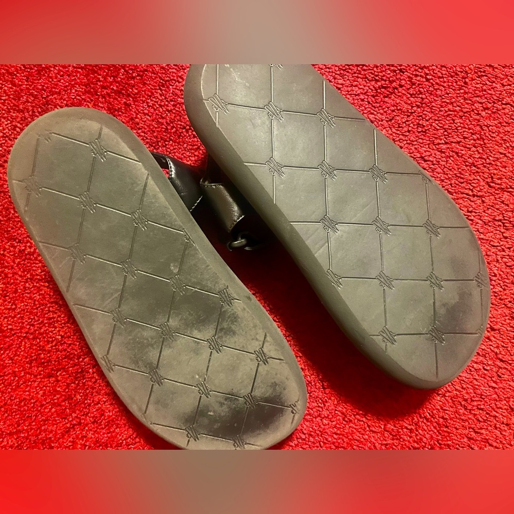Moncler Touch-Strap Sandals - Picture 4 of 6